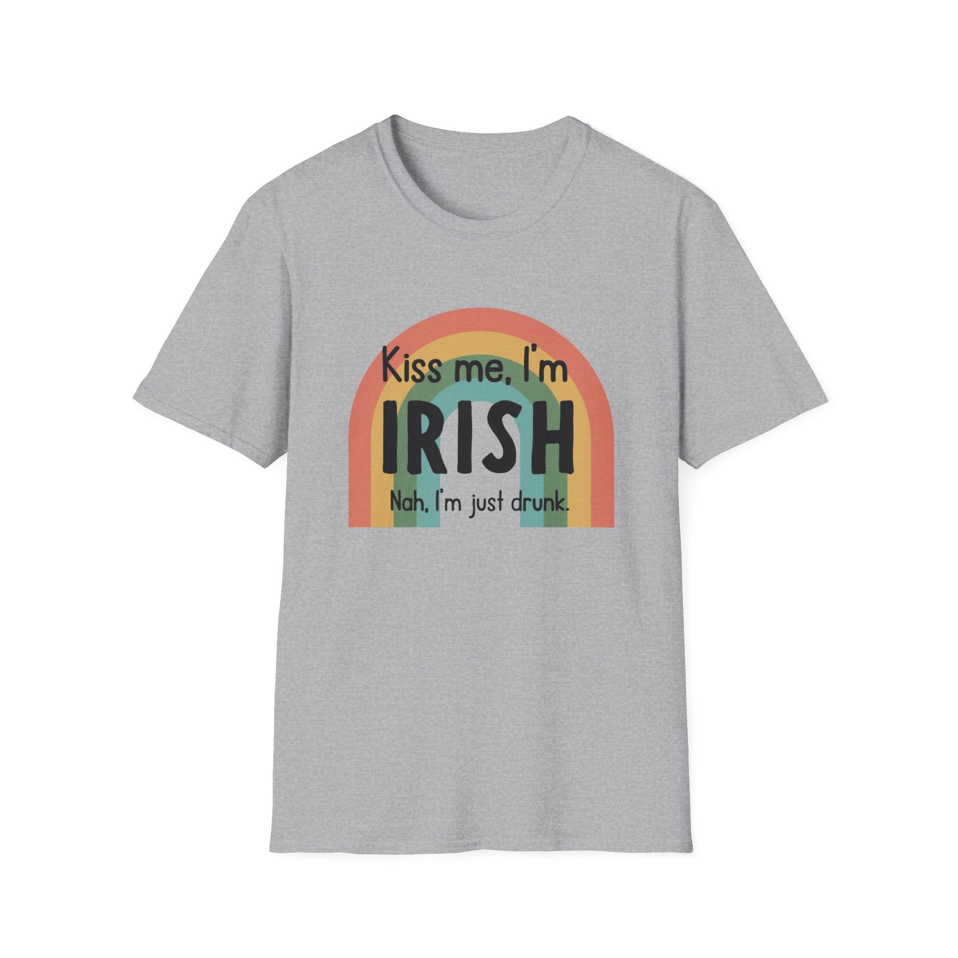 a grey t - shirt that says kiss me i'm irish